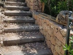 Construction de Murs en Pierre Naturelle