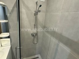 Création de salle de bain à Fréjus