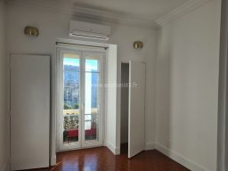 Pose de Tomettes et Carrelage avec un Traitement d&#039;Exception