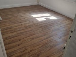 Pose Expert de Parquet Flottant et Collé