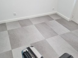 Pose de Parquet en Dalle par AzurBati83 dans le Var