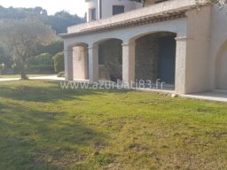  Réparation d&#039;Arrosage Automatique et Plantation de Gazon Naturel